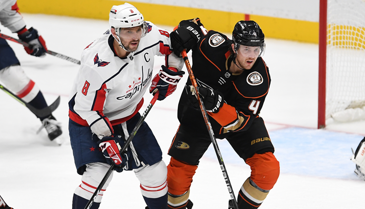 The Ducks and Capitals battle it out on the ice