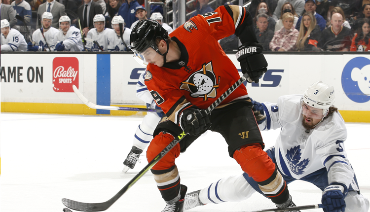 The Ducks and Maple Leafs battle it out on ice